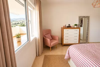 Middle Floor Apartment in Elviria