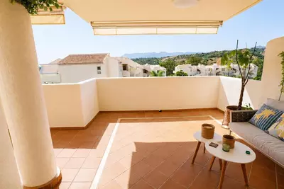 Middle Floor Apartment in Elviria