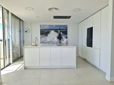 Middle Floor Apartment in Estepona