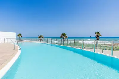 Middle Floor Apartment in Estepona