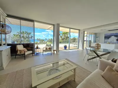 Middle Floor Apartment in Estepona