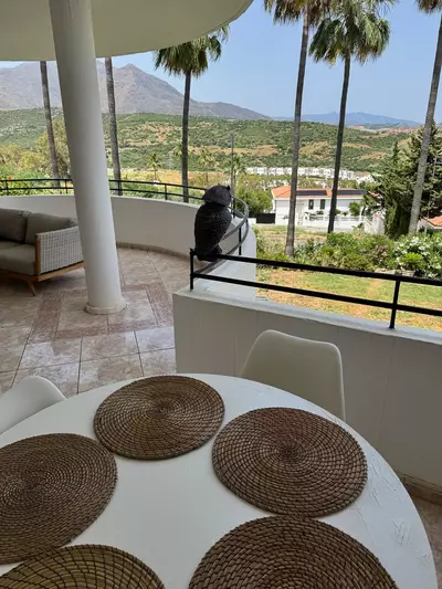 Middle Floor Apartment in Estepona
