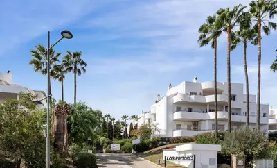 Middle Floor Apartment in Estepona