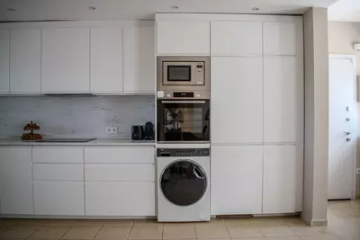 Middle Floor Apartment in Estepona