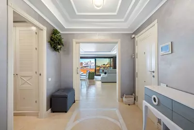 Middle Floor Apartment in Estepona