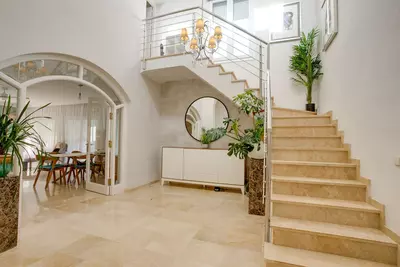 Detached Villa in El Paraiso