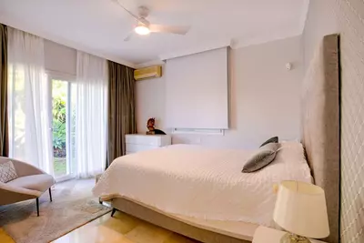 Detached Villa in El Paraiso