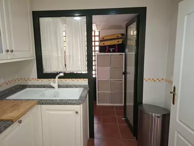 Middle Floor Apartment in El Paraiso