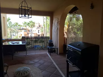 Middle Floor Apartment in El Paraiso