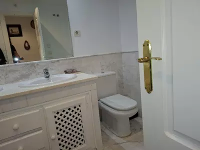Middle Floor Apartment in El Paraiso