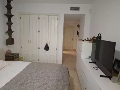 Middle Floor Apartment in El Paraiso