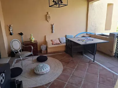 Middle Floor Apartment in El Paraiso