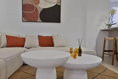Middle Floor Apartment in El Paraiso