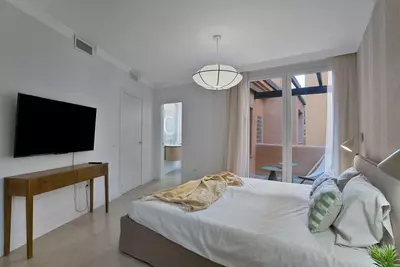 Middle Floor Apartment in El Paraiso