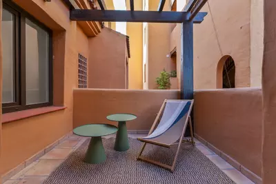 Middle Floor Apartment in El Paraiso