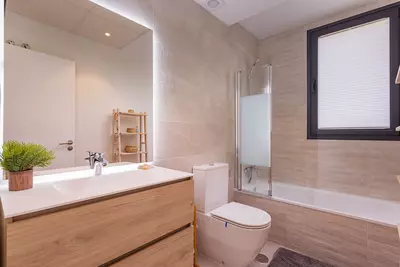 Middle Floor Apartment in Estepona