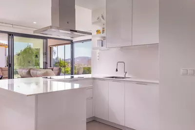 Middle Floor Apartment in Estepona