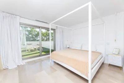 Middle Floor Apartment in Benahavís