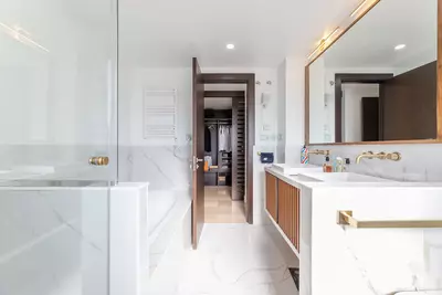 Middle Floor Apartment in Benahavís