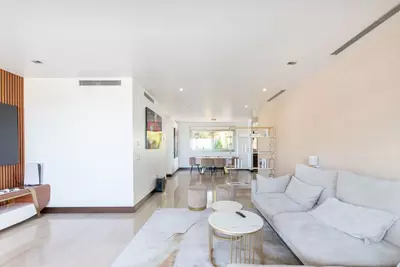Middle Floor Apartment in Benahavís