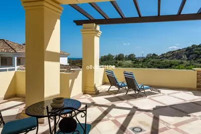 Middle Floor Apartment in Casares