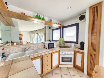 Middle Floor Apartment in Puerto Banús