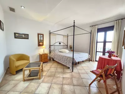 Middle Floor Apartment in Puerto Banús