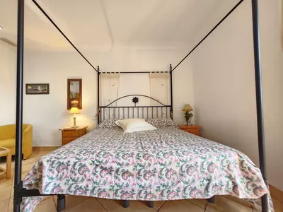 Middle Floor Apartment in Puerto Banús