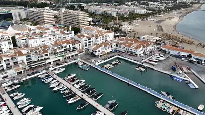 Middle Floor Apartment in Puerto Banús