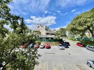 Middle Floor Studio in Nueva Andalucía