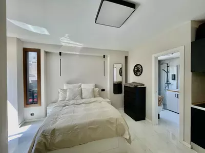 Middle Floor Studio in Nueva Andalucía