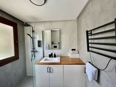 Middle Floor Studio in Nueva Andalucía