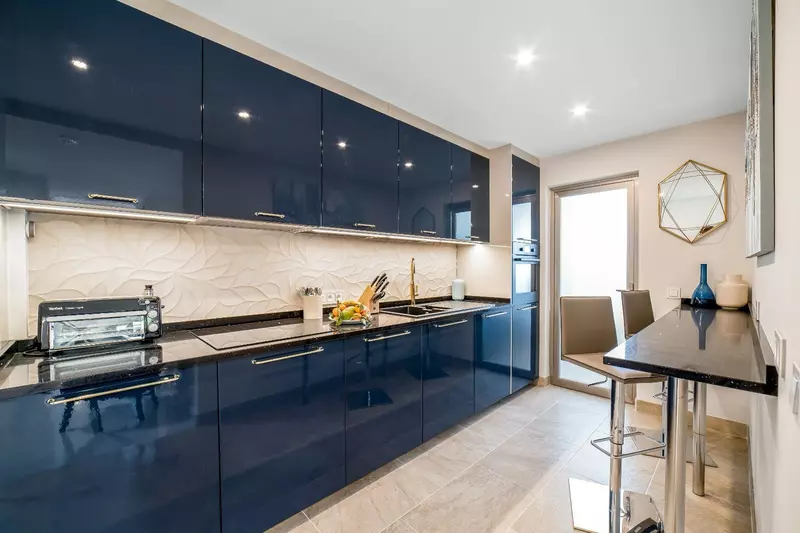 Middle Floor Apartment in Puerto Banús