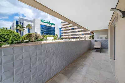 Middle Floor Apartment in Puerto Banús