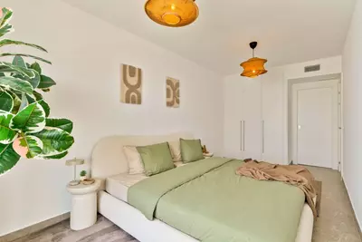 Middle Floor Apartment in Estepona