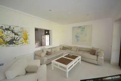 Detached Villa in Guadalmina Baja