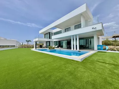 Detached Villa in Cancelada