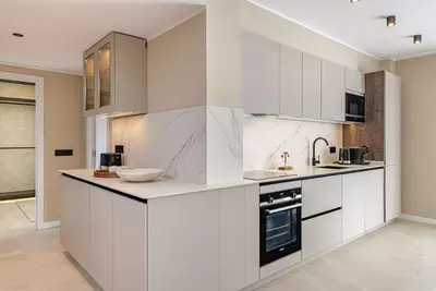 Middle Floor Apartment in Nueva Andalucía