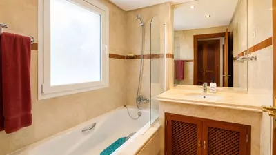 Middle Floor Apartment in Costalita