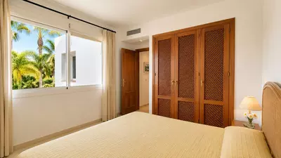 Middle Floor Apartment in Costalita