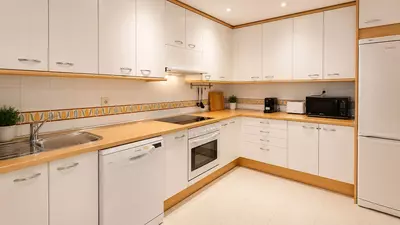 Middle Floor Apartment in Costalita