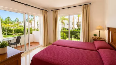 Middle Floor Apartment in Costalita