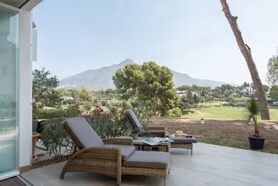 Ground Floor Apartment in Nueva Andalucía