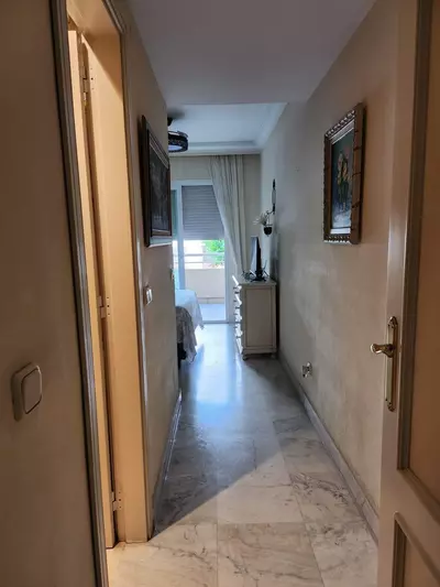 Middle Floor Apartment in Puerto Banús