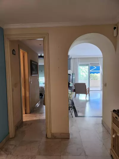 Middle Floor Apartment in Puerto Banús