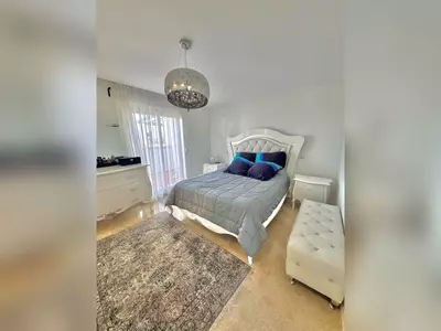 Middle Floor Apartment in Nueva Andalucía