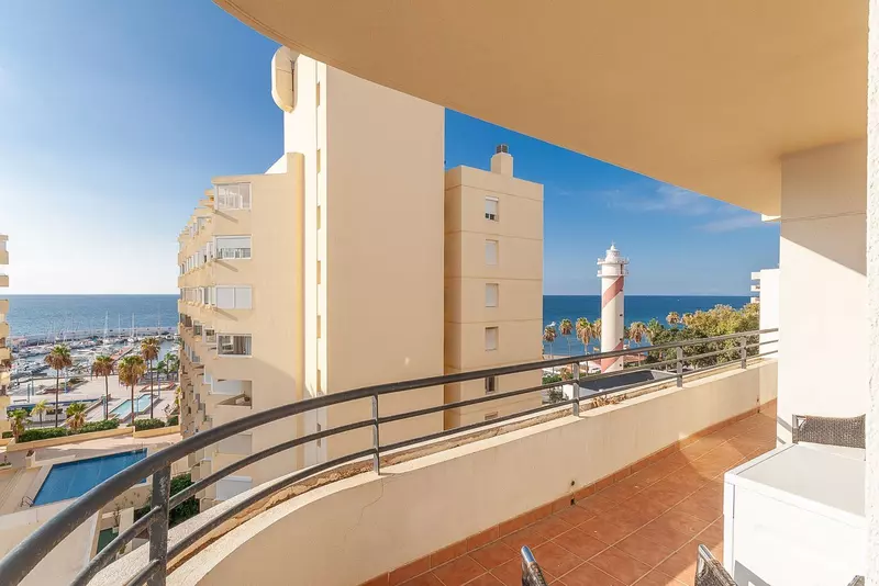 Middle Floor Apartment in Marbella