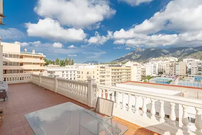 Middle Floor Apartment in Marbella