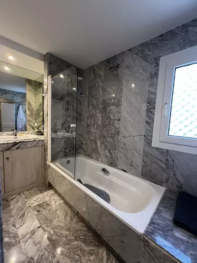 Middle Floor Apartment in Puerto Banús