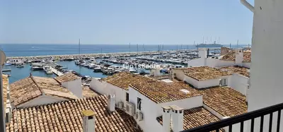 Middle Floor Apartment in Puerto Banús